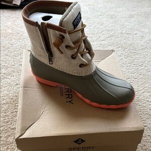 Sperry Green and Brown Waterproof Boots